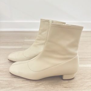 By FAR Este Boot White Leather Sz 36